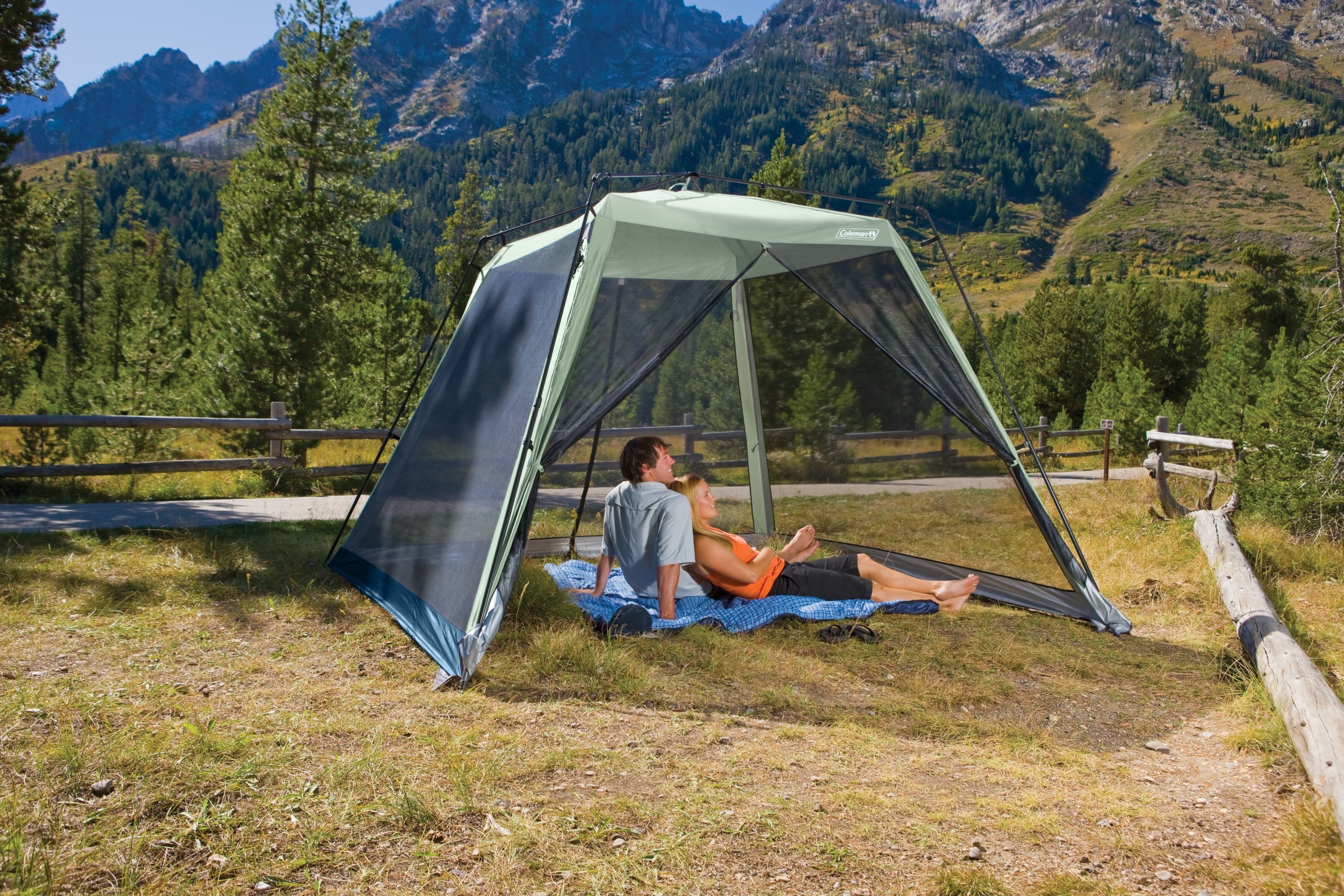 Coleman Skylodge™ 10 x 10 Instant Screen Canopy Tent | Moss