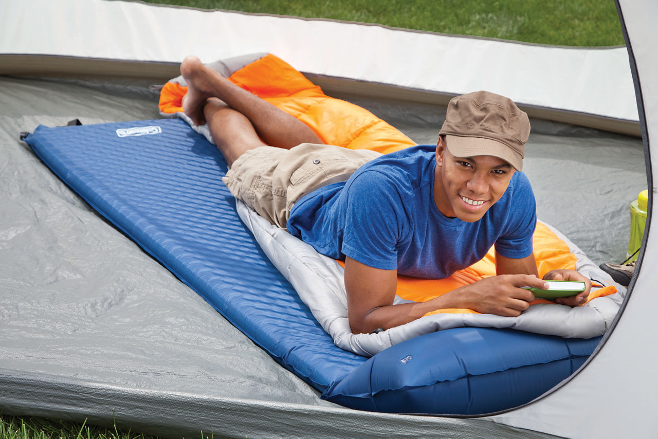 Coleman Self-Inflating Sleeping Pad with Pillow | 76 x 25 x 2.5 | Navy