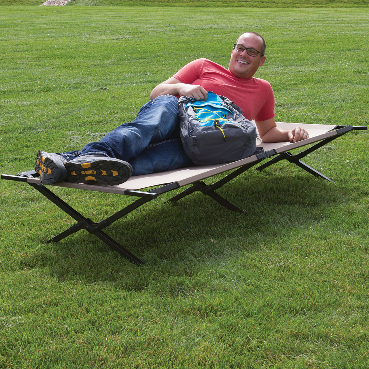 Coleman Trailhead™ II Camping Cot | 73 x 35 x 17 | Beige