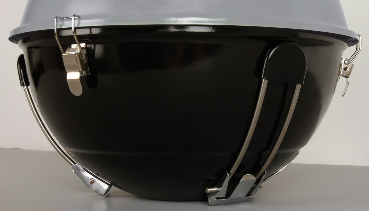 Coleman Party Ball™ Charcoal Grill | Black