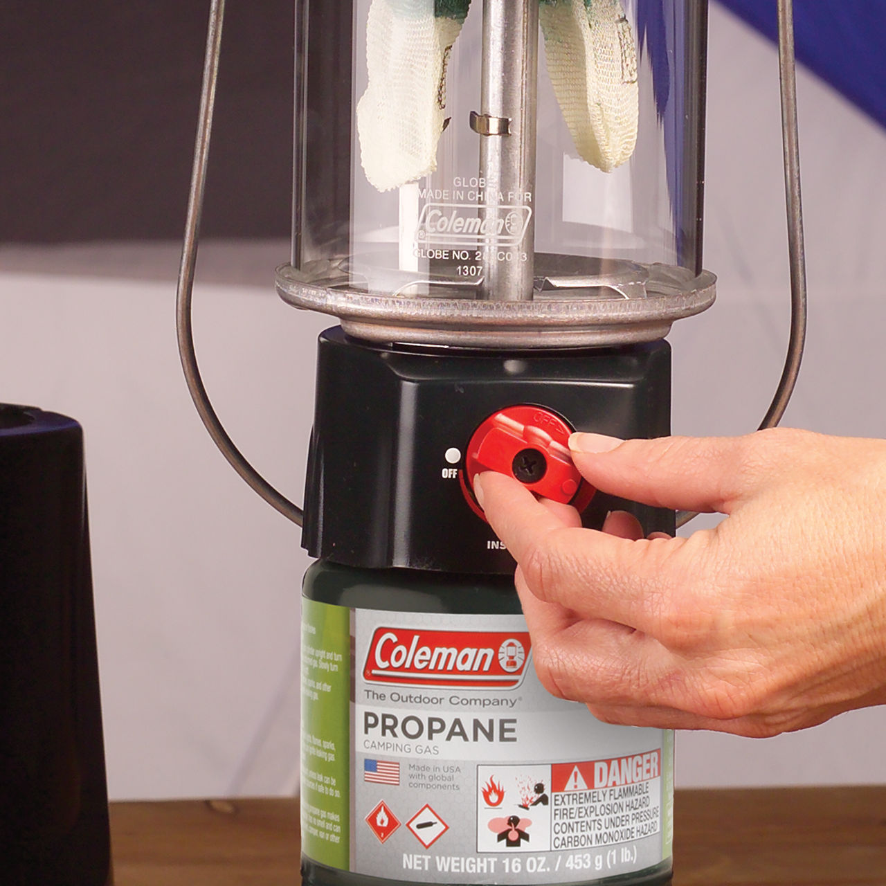 Coleman QuickPack™ Deluxe+ Propane Lantern | Green | Adjustable Brightness