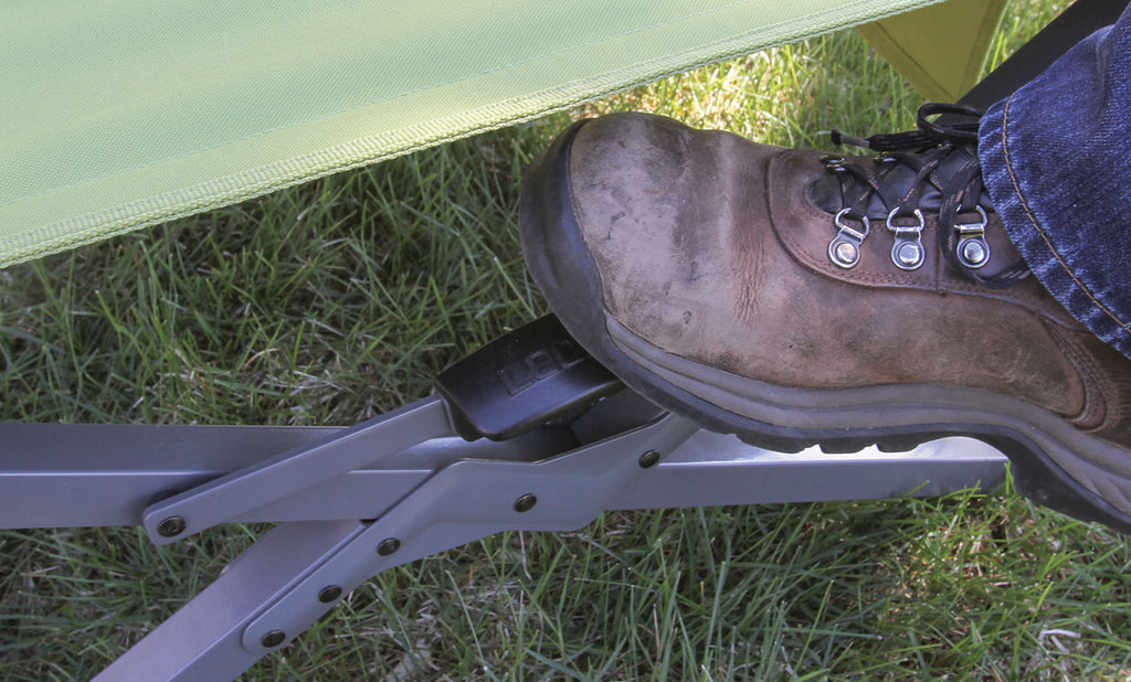Coleman Trailhead™ Easy Step Cot | Green | Cup Holder