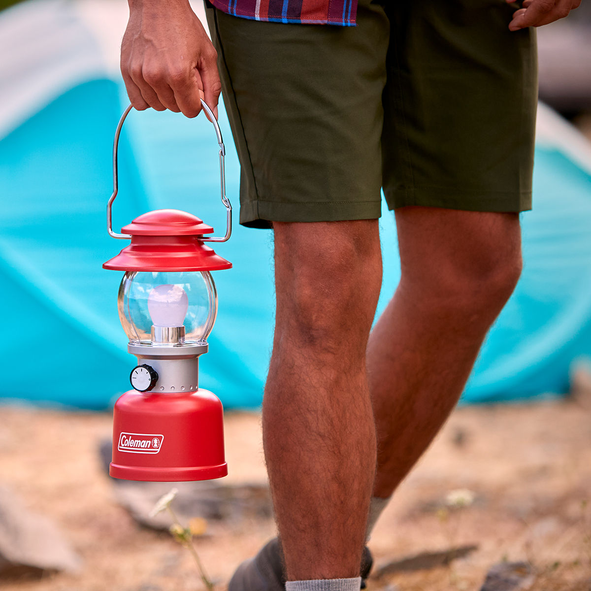 Coleman Classic 500 Lumens LED Lantern | Red
