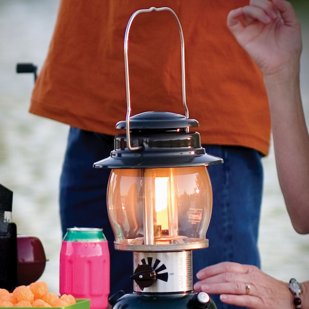 Coleman Kerosene Lantern | Green | Adjustable Brightness
