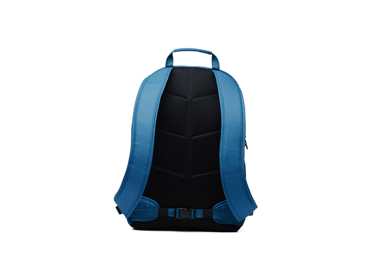 Coleman CHILLER™ 28-Can Soft-Sided Backpack Cooler | Deep Ocean
