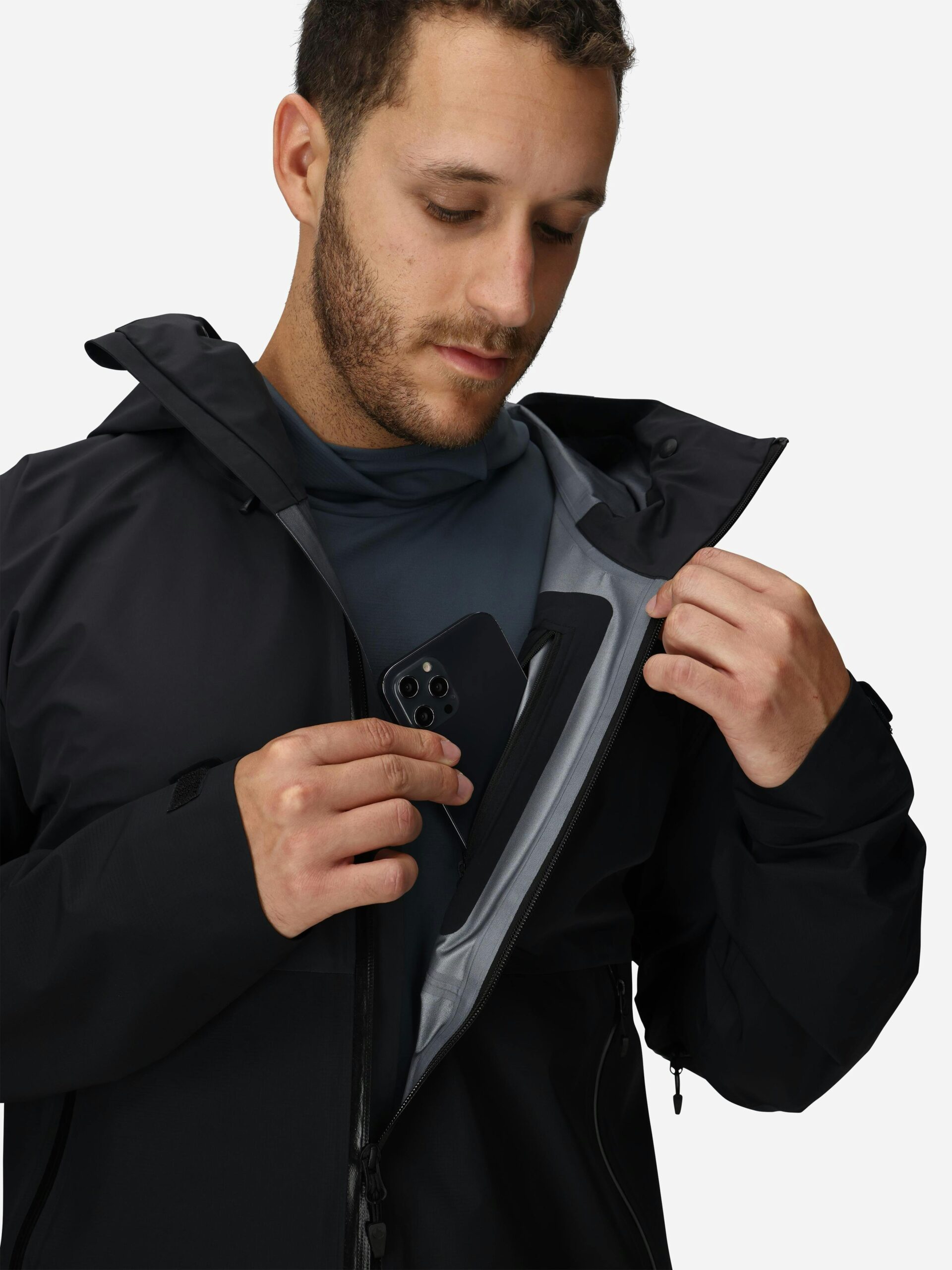 Marmot Men's Seeker GORE-TEX® C-Knit Rain Jacket in Black - Image 5