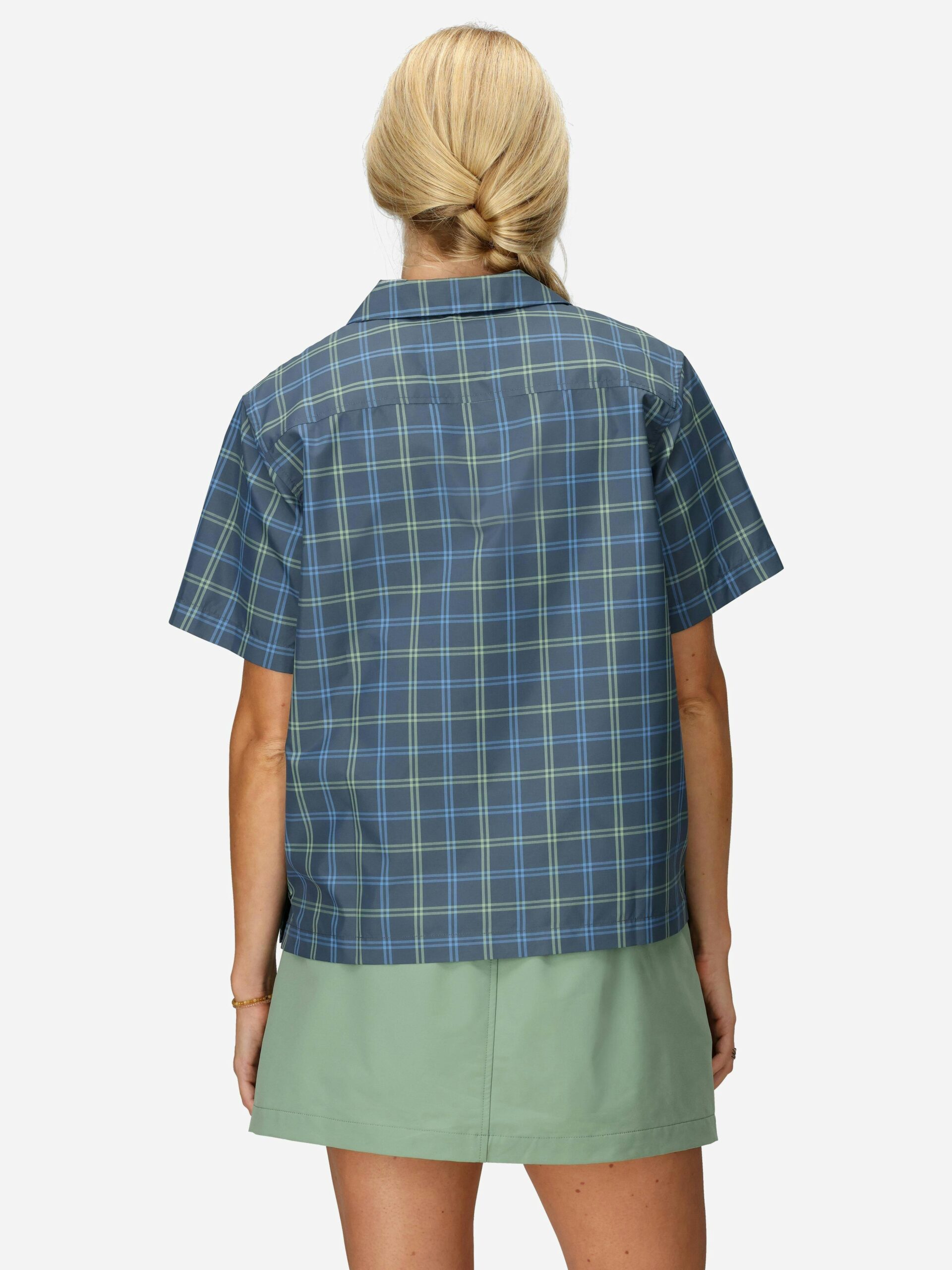 Marmot Women's AirExchange UPF 40 Novelty Short-Sleeve Camp Collared Shirt (Spring 2025) in Thunderhead Windowpane - Image 3