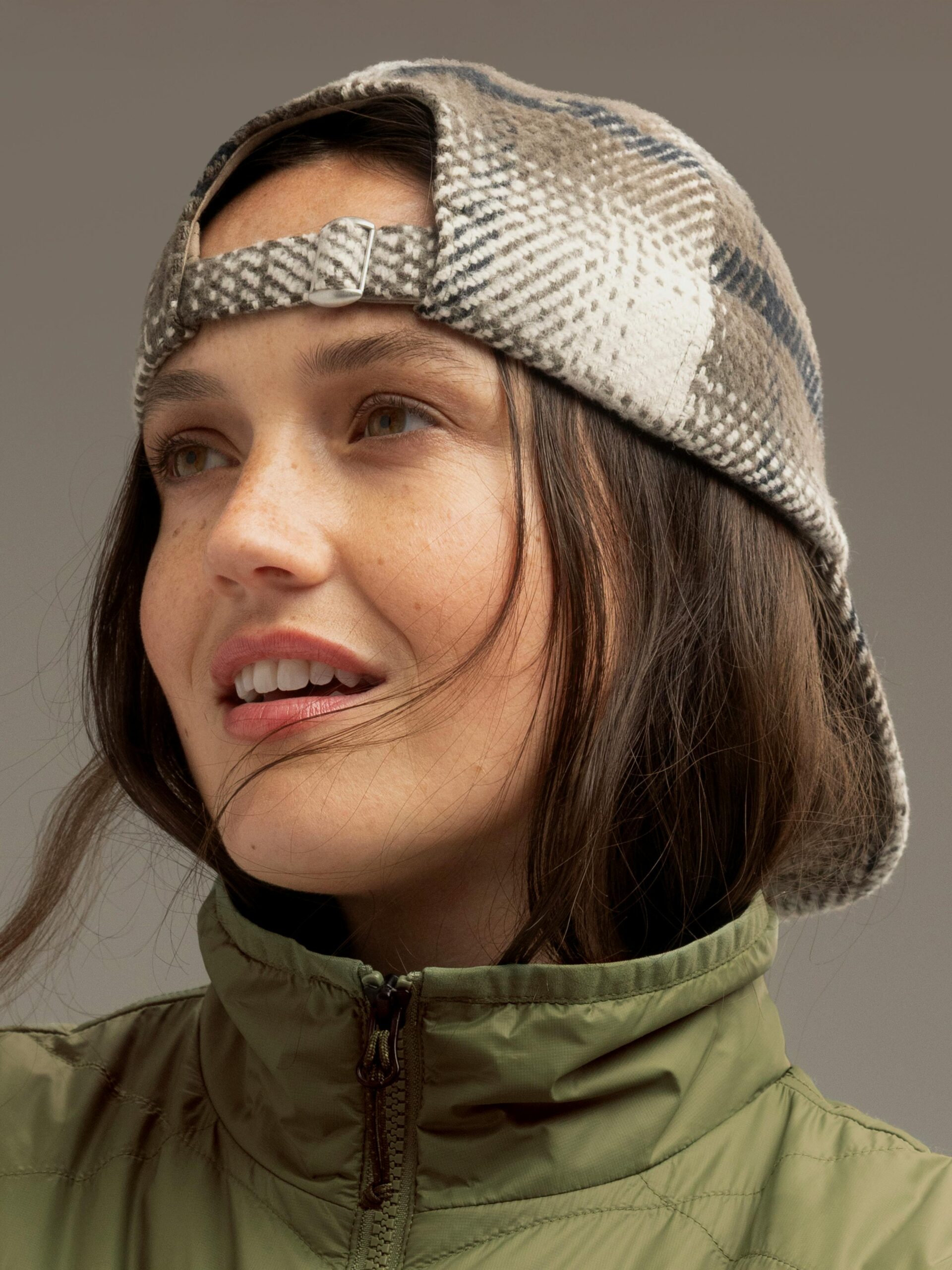 Marmot Open Weave Flannel Cap (Fall 2025) in Birch Bark | Cotton - Image 5