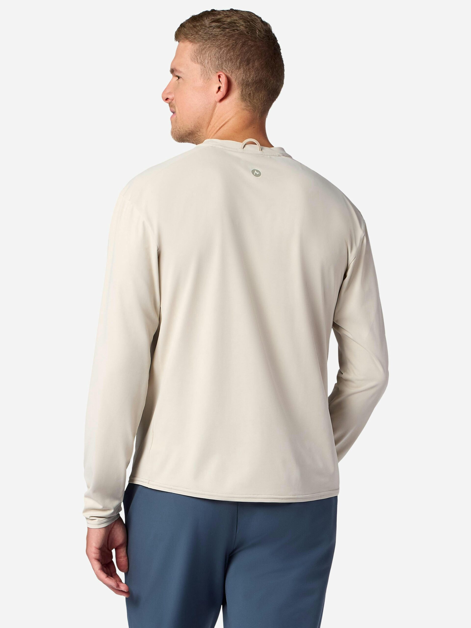 Marmot Men's AirExchange UPF 50 Long-Sleeve Crew Shirt in Birch Bark - Image 3